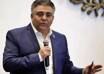 No confiarse, pide Kuri a los panistas