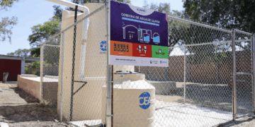 Liquida 51% de su deuda pública