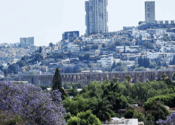 Cierra Mitsubishi cierra una línea en San Juan del Río