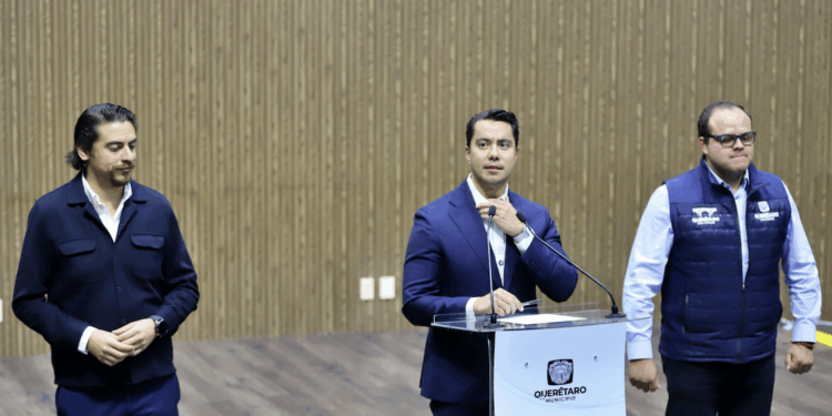 Querétaro, oasis de buenos gobiernos, dice Jorge Romero