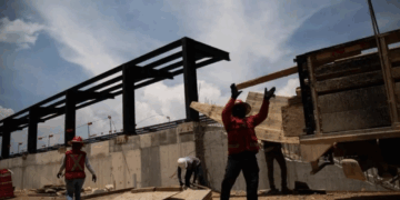 Cae 27% creación de empleo en 9 meses