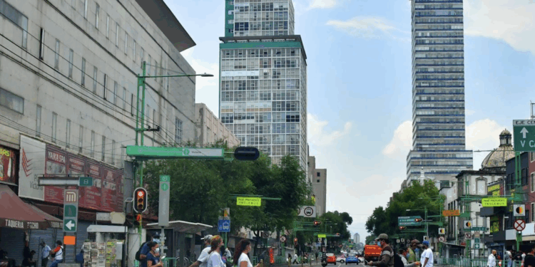 Aumentaría hasta 14% salario mínimo