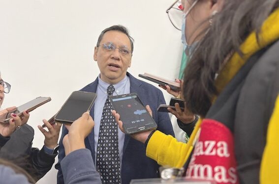 Dialogar, pide Kuri a los legisladores