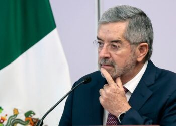 Canciller De la Fuente resalta el Plan México a integrantes del Parlamento Europeo