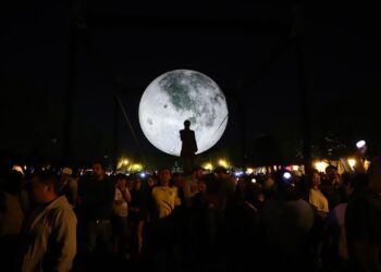 Más de 431 mil personas visitaron la luna en Querétaro