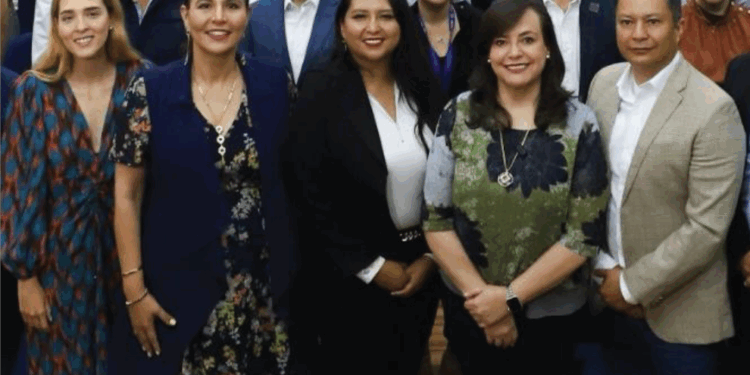 La primera presidenta de la FEUQ