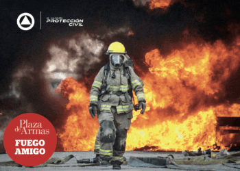 Incendio al interior de una planta productora de asfalto