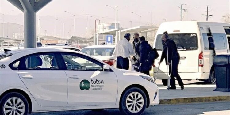 Uber no tiene autorización para operar en aeropuertos