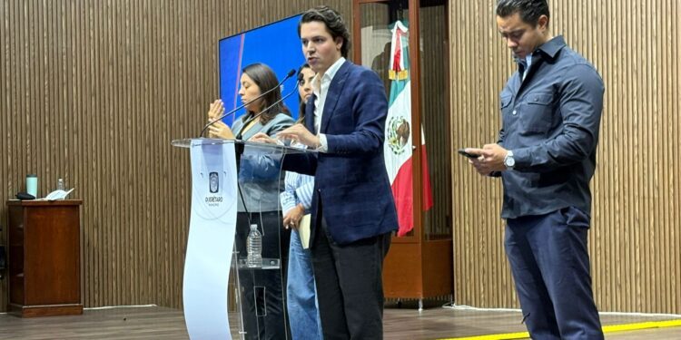 Destaca Felifer Macías récord en inversión de 8 mil 300 millones en la capital, este año