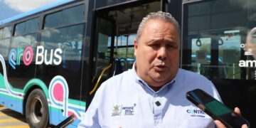 Qrobus permitirá acceso de mascotas al transporte público en Querétaro