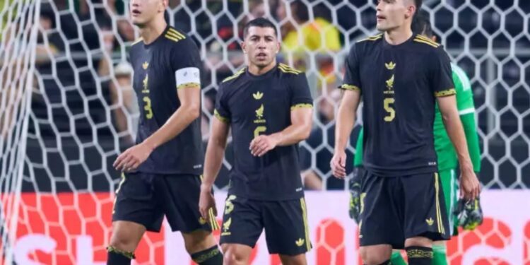 A México le falta competencia: Aguinaga