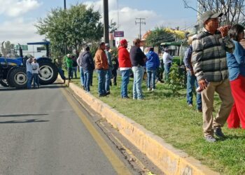Productores toman oficinas del SAT en Querétaro y San Juan del Río