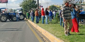 Productores toman oficinas del SAT en Querétaro y San Juan del Río