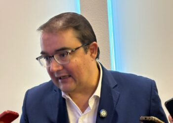 Adelantados le hacen daño a Querétaro: Memo Vega 