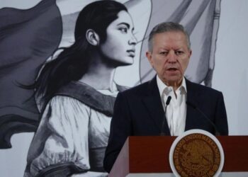 Amaga Sheinbaum con exhibir corruptelas del Fonden