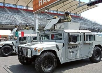 Aprueban Ley de Armada; acusan abuso con lealtad