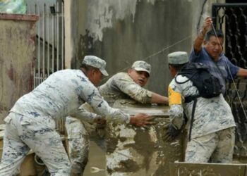 Promete Sheinbaum un centro contra cáncer en cada estado