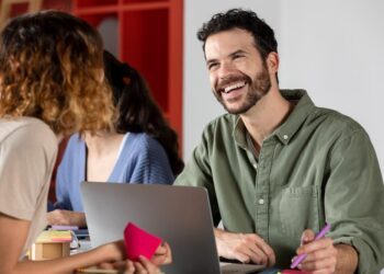 ¿Cómo elegir socios o colaboradores adecuados para tu emprendimiento?