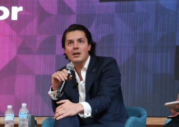 Van por remodelación de tres de las 27 casas ejidales en la capital