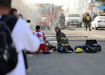 Reportan 22 muertos en incendio en tienda en Hermosillo