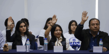 Rechaza el aborto 65%:Memo Vega