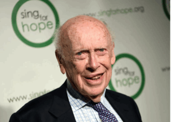 Falleció James Watson, Nobel de Medicina y pionero en descifrar estructura del ADN