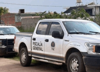 Ataca comando a agentes de FGE-Michoacán; abaten a agresor