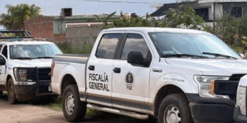 Ataca comando a agentes de FGE-Michoacán; abaten a agresor