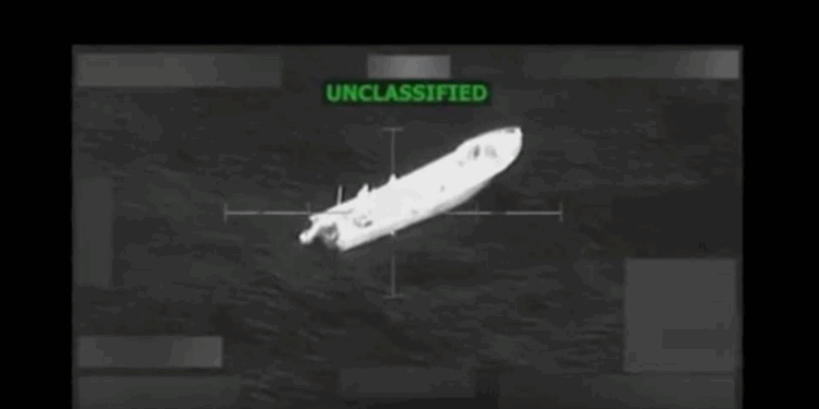 Ataca Estados Unidos dos lanchas en Pacífico y mata a seis