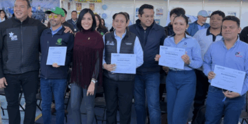 Celebran feria del empleo