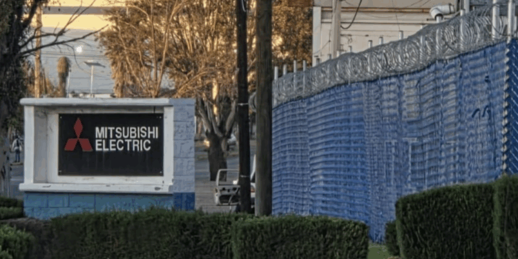 Celebran feria del empleo