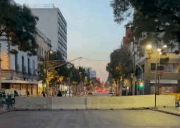 Colocan bloques y refuerzan vallas previo a marcha Z