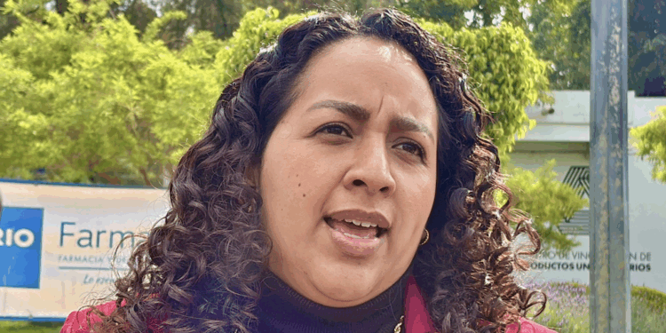 Alcaldesa de Cadereyta abandona encuentro en Palacio