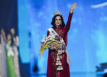 Califica Sheinbaum de ridículas críticas por Miss Universo