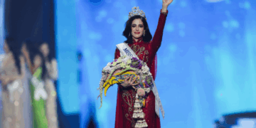 Califica Sheinbaum de ridículas críticas por Miss Universo