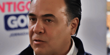 Fortalece Nava estructuras políticas en sus días libres