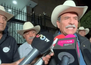 Reanudan negociación en Segob con campesinos