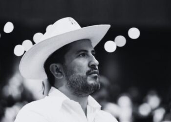 Condena total aquí contra ejecución del alcalde de Uruapan