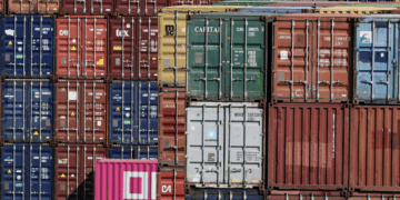 OMC alerta de la “sobredependencia” del comercio mundial de EU y China