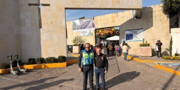 En primera hora de día de Todos Santos, ya se contabilizan mil visitantes en panteones