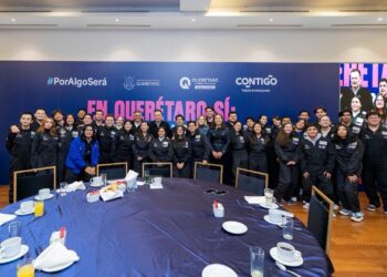 Talento queretano destaca en el International Air & Space Program
