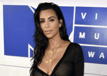 Leonardo compone hacia el futuro