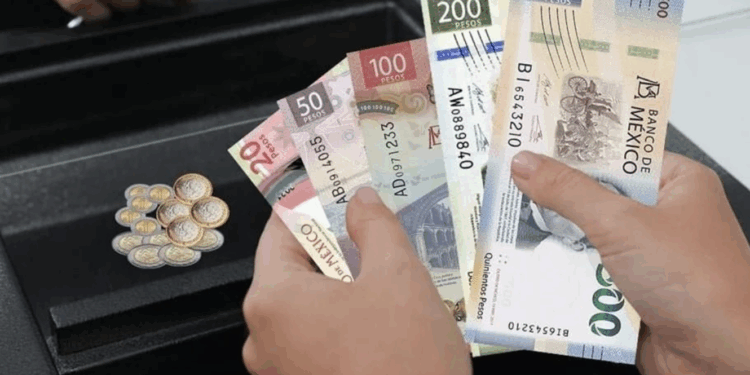 Incremento al salario mínimo de 11% en 2026