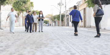 Corregidora entrega la urbanización de la calle Juan B. Alcocer en Candiles
