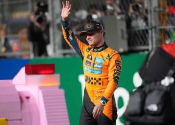 Descalifican a los pilotos de McLaren del GP de Las Vegas