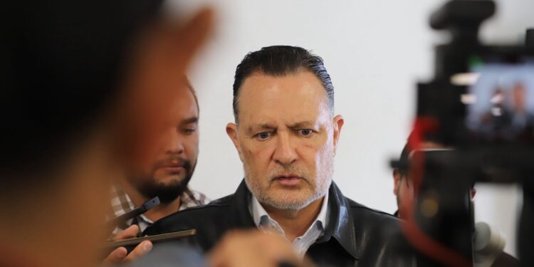 Kuri llama a no politizar la inseguridad y destaca coordinación en Querétaro