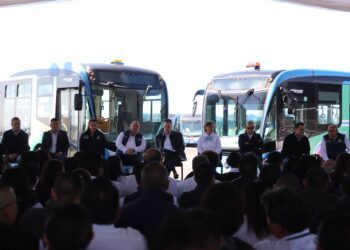 Qrobús contará con 150 “guardianes” para mejorar atención y orden en el transporte público