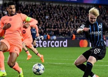 Goleada del Manchester City y empates sorpresivos de Chelsea y Barcelona