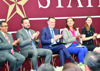 Ejecutan cateos y detienen a 6