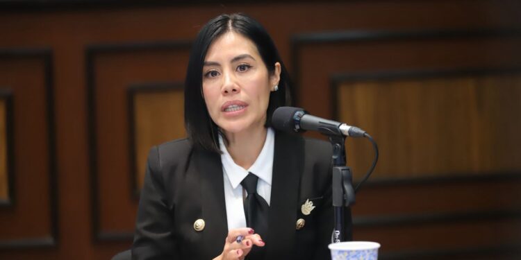Más de 50 mil queretanos han encontrado empleo formal: Liliana San Martín